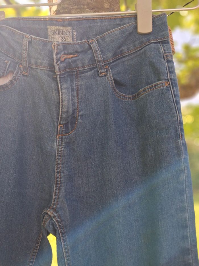 Jean skinny Kiabi taille 36 - photo numéro 4