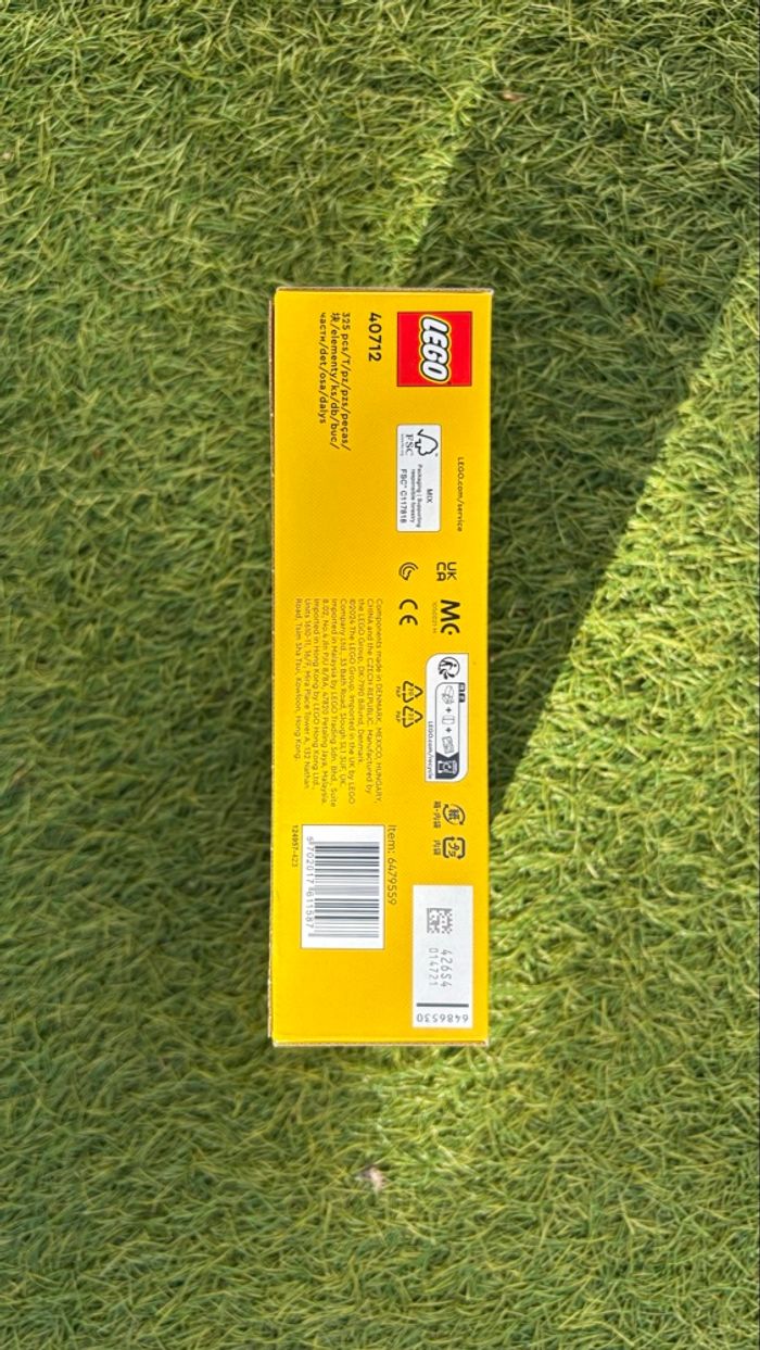 Lego set Micro Rocket Launchpad édition limitée - photo numéro 6