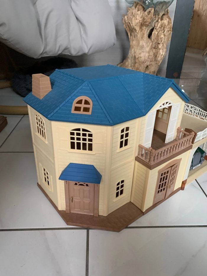Grande maison Sylvanian avec voiture - photo numéro 6
