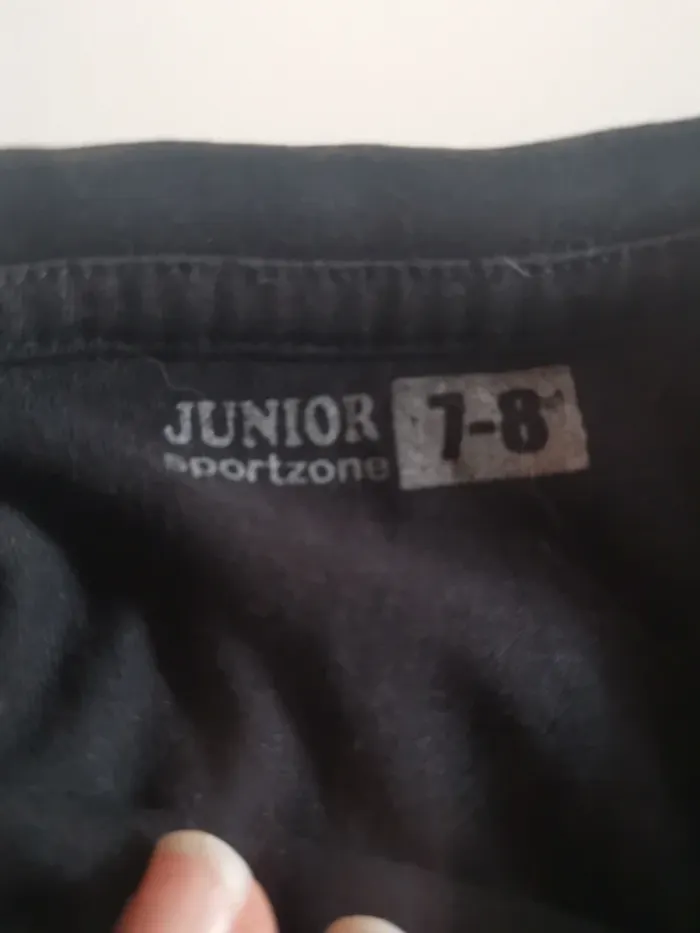 T shirt noir 7-8 ans - photo numéro 3