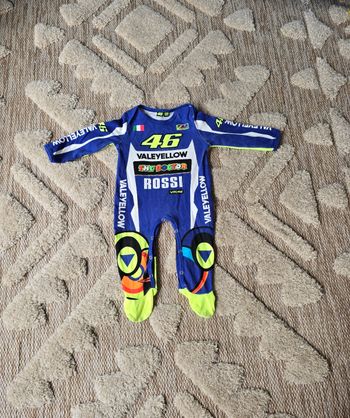 Pyjama / combinaison 12 mois