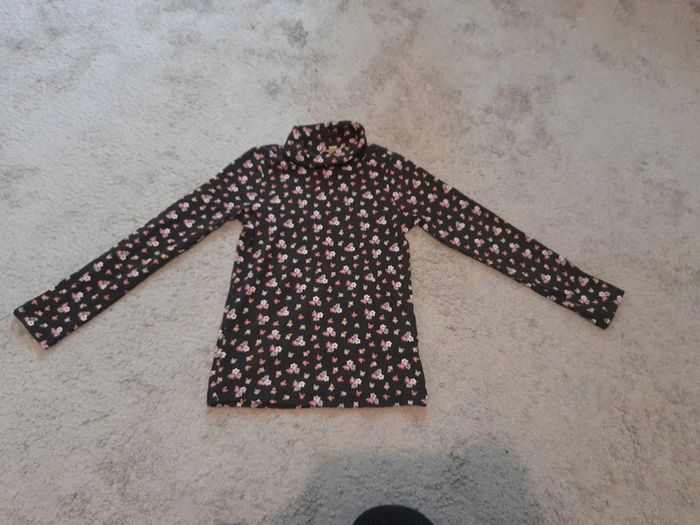 Tee shirt manches longues avec col