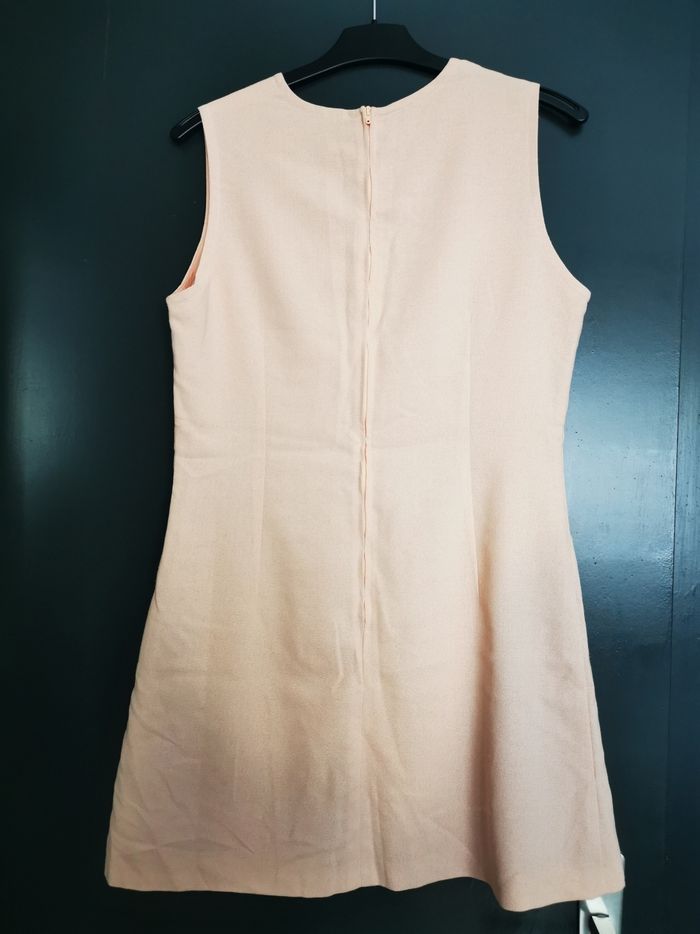 Robe 42 - photo numéro 2