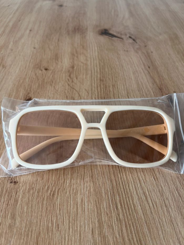 Lunettes de soleil femmes style vintage - photo numéro 5