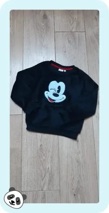 Pull en pilou pilou disney mickey état neuf