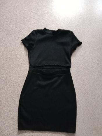 Robe noire demi-saison