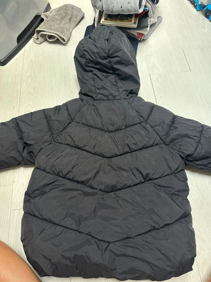 Doudoune noire Zara 4-5 ans - photo numéro 4