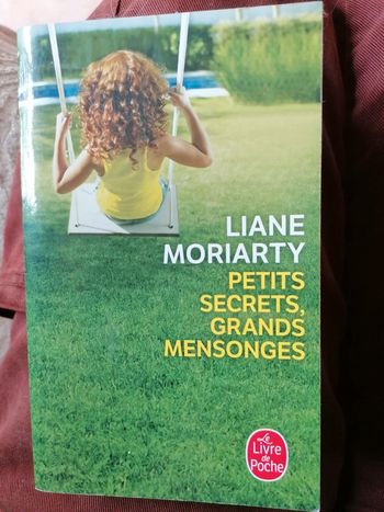 Livre petits secrets, grands mensonges de liane Moriarty