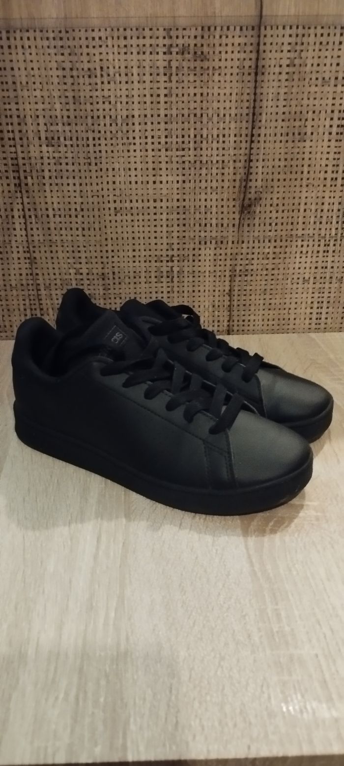 Baskets Adidas noires - photo numéro 2
