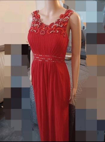 Robe de soirée rouge avec sequins et strass