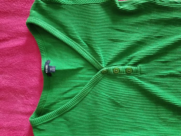 Haut T XS - photo numéro 2