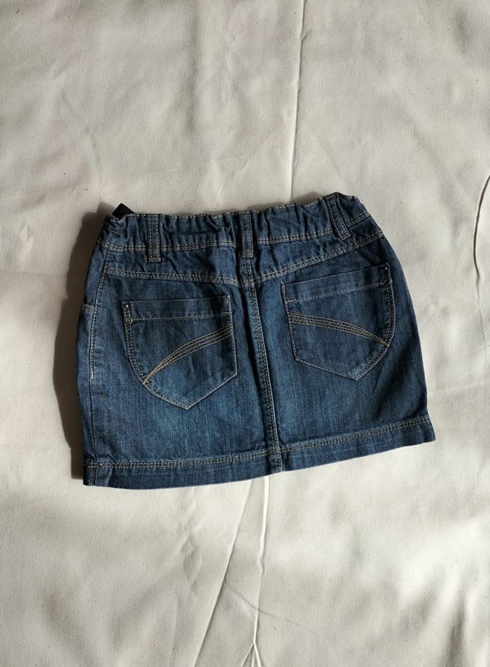 Jupe en jean bleu foncé 8 ans - photo numéro 2