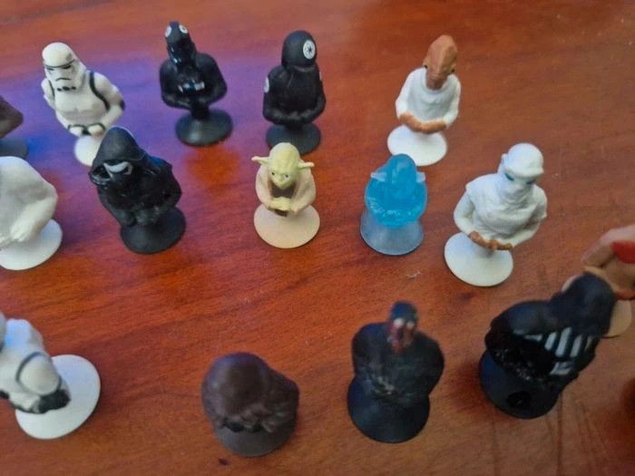 Petites figurines star wars en plastique - photo numéro 2