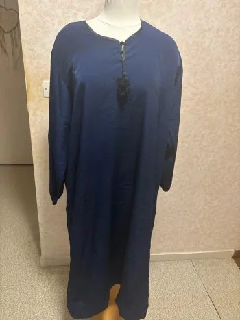 Abaya taille 40 marque alhaya