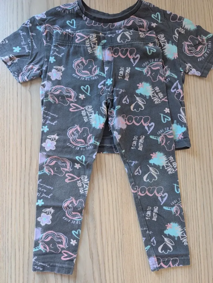 Ensemble crop top et legging Primark licorne - photo numéro 3