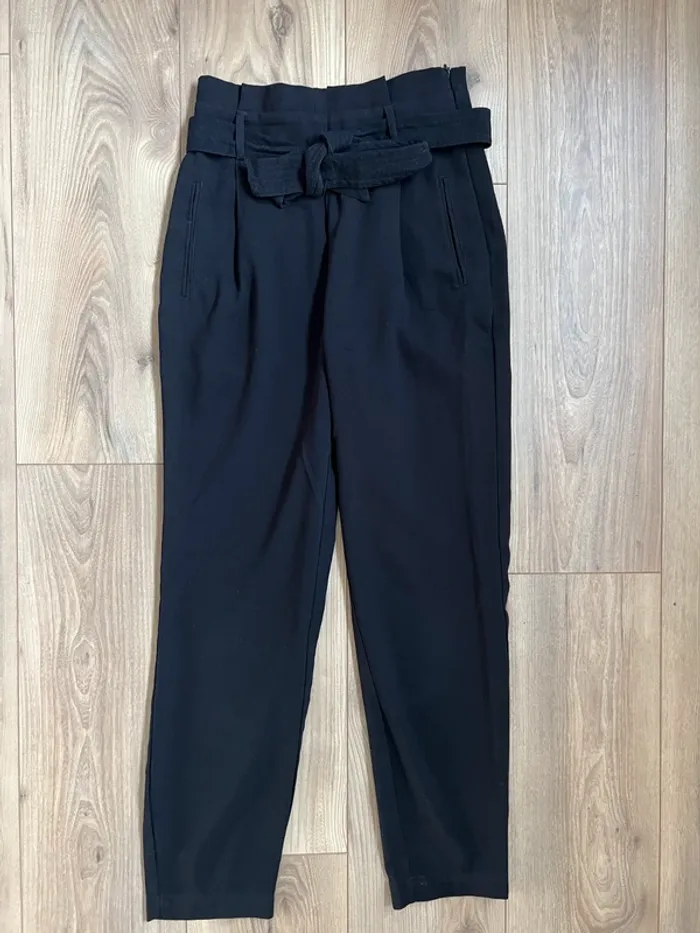 Pantalon noeud noir Stradivarius femme - photo numéro 2
