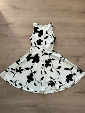 Robe Miss One motif fleurs