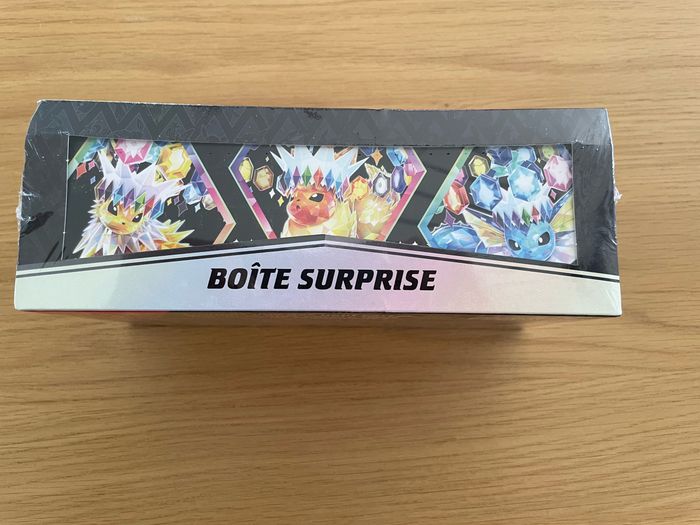 Pokémon EV 8.5 boite surprise - photo numéro 2