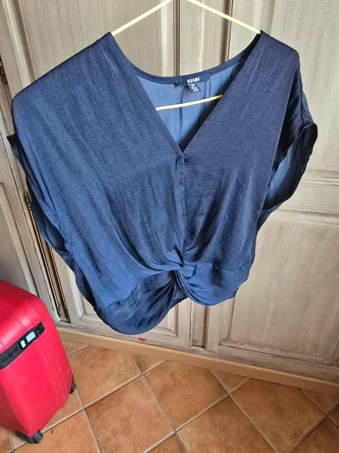 Crop top marine kiabi taille XS - photo numéro 4