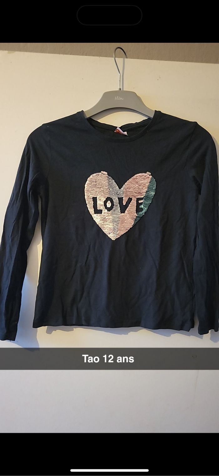 TEE shirt