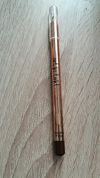 Crayon pour les sourcils