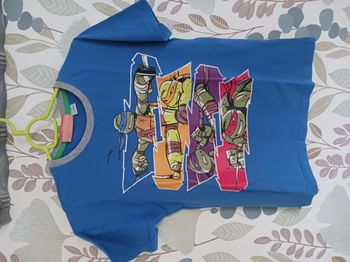 tee shirt T10 ans