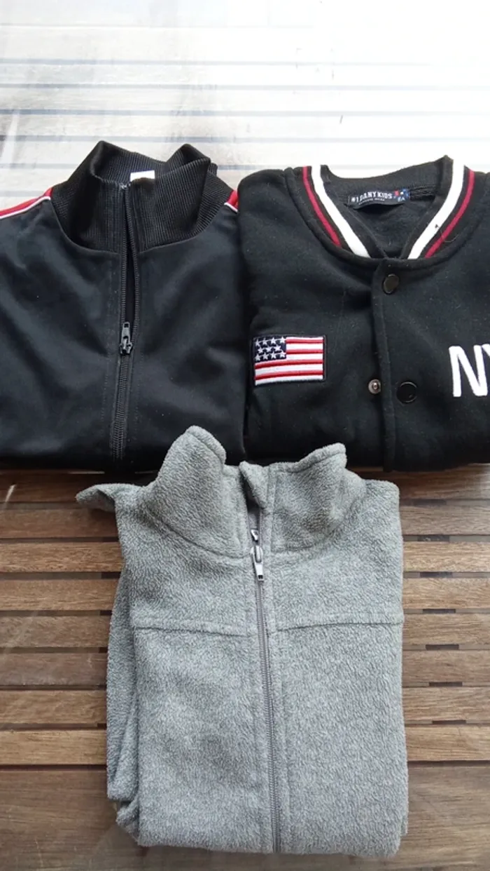 Lot de vêtements garçon