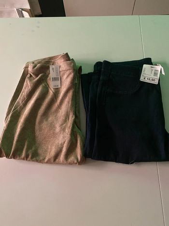 Lot de 2 pantalons calzedonia et tezenis taille M
