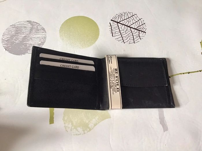Porte feuille compact en cuir noir