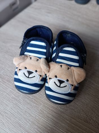 Chaussons bébé 20