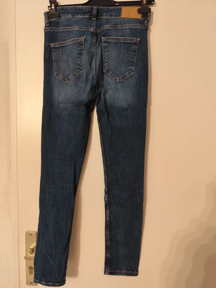 Jean 38 Zara - photo numéro 3