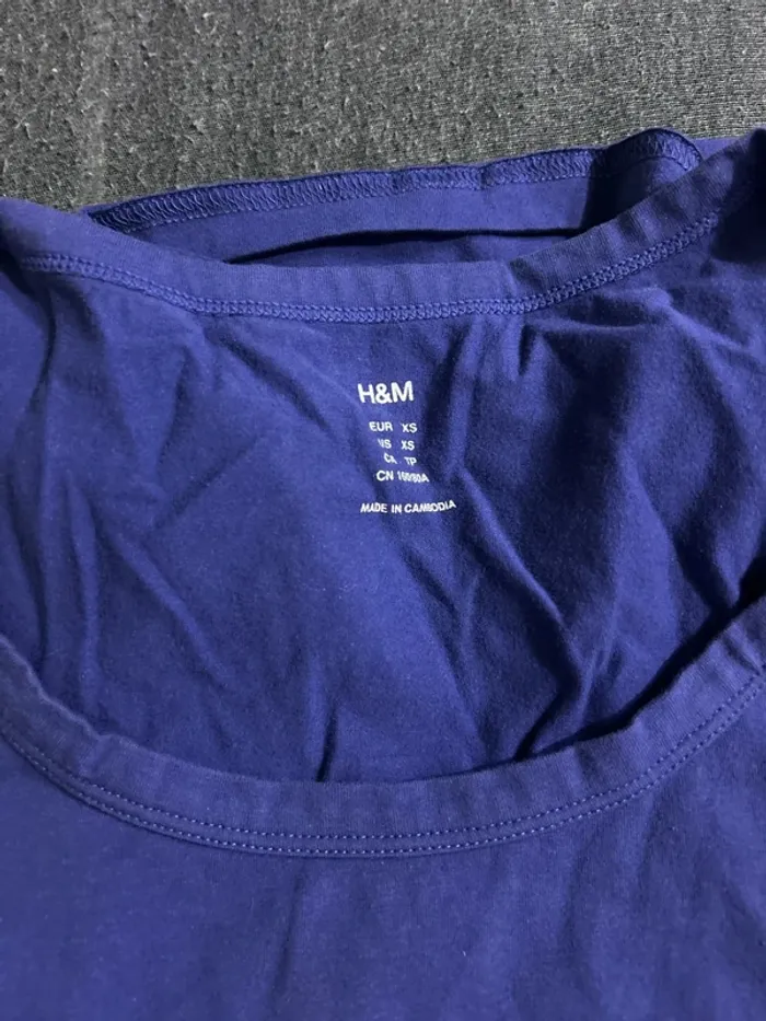 Lot de deux tee shirt XS - photo numéro 2