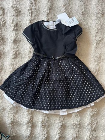 Magnifique robe doublée fille avec ceinture 4 ans