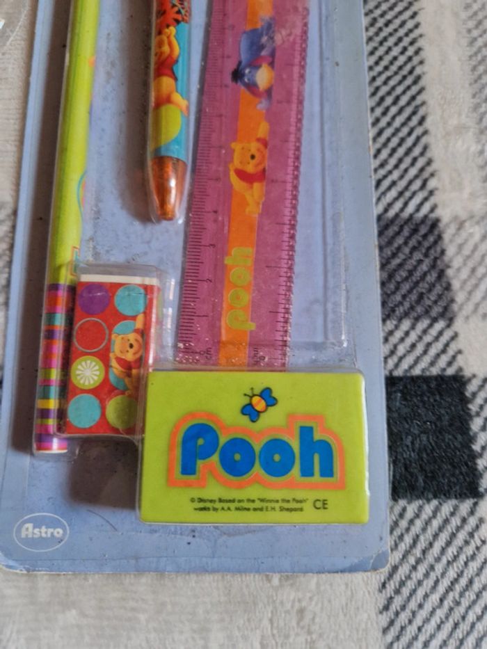 Lot crayons règle gomme taille crayons winnie l'ourson - photo numéro 3
