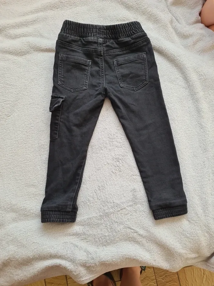 Pantalon en jean noir - photo numéro 2