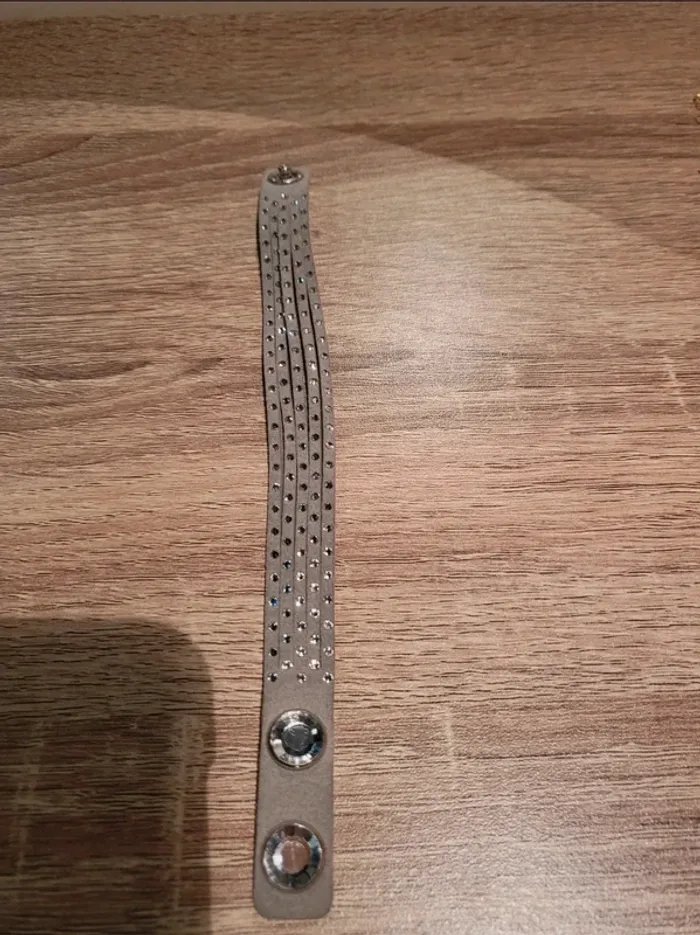 Bracelet edition Limitée Nuxe x Swarovski - photo numéro 3