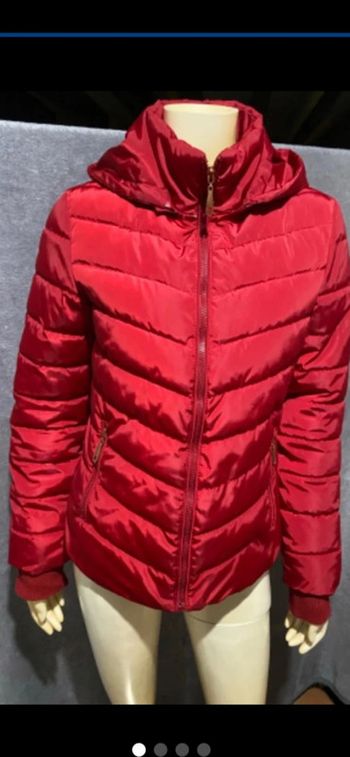 Doudoune rouge taille M