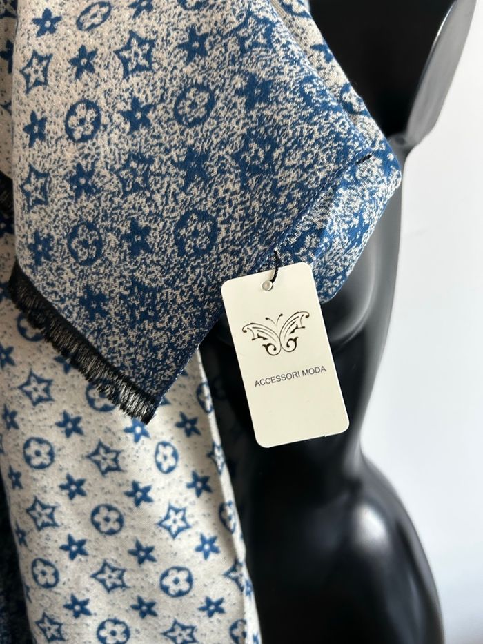 Écharpe femme // Neuf - photo numéro 4