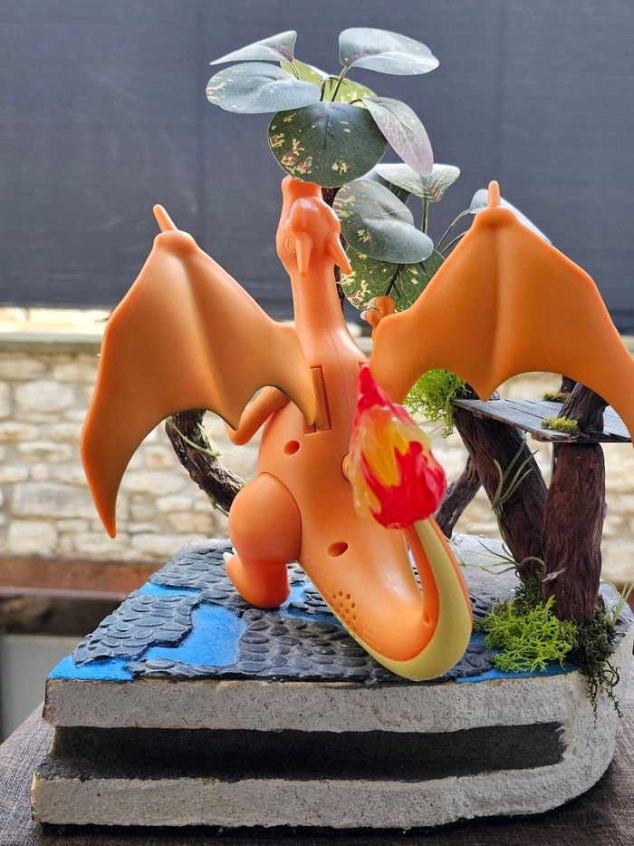 Super grande figurine Pokemon Nintendo Dracaufeu - photo numéro 6
