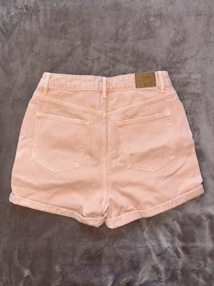 Short en jean femme rose saumon taille 34 Nagev en très bon état - photo numéro 2