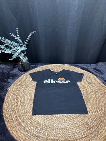 Maillot garçon Ellesse taille 5-6ans