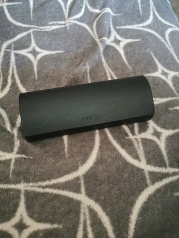 Pochette à lunette prada
