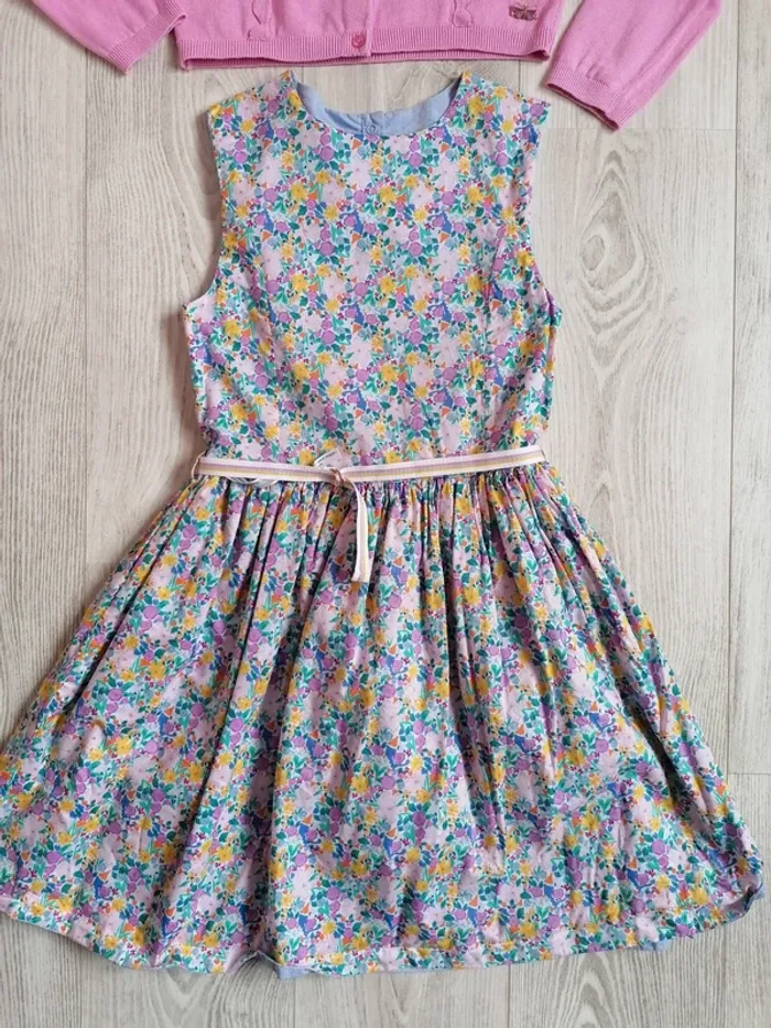 Ensemble Sergent Major le papillon et la grenouille
Gilet 10 ans Robe reversible 11 ans - photo numéro 4