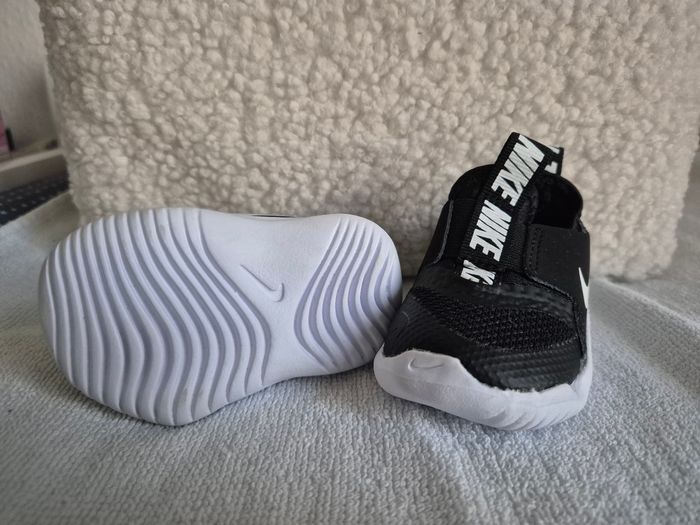 Nike noir - photo numéro 3