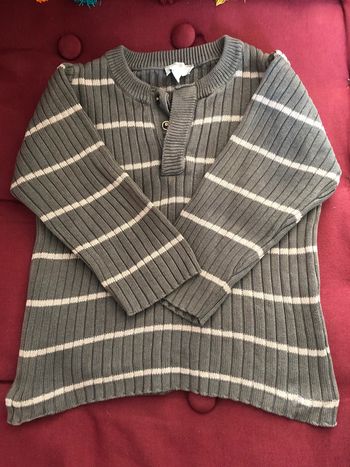 Pull gris côtelé 24 mois