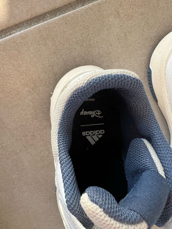 Basket Adidas Disney - photo numéro 6