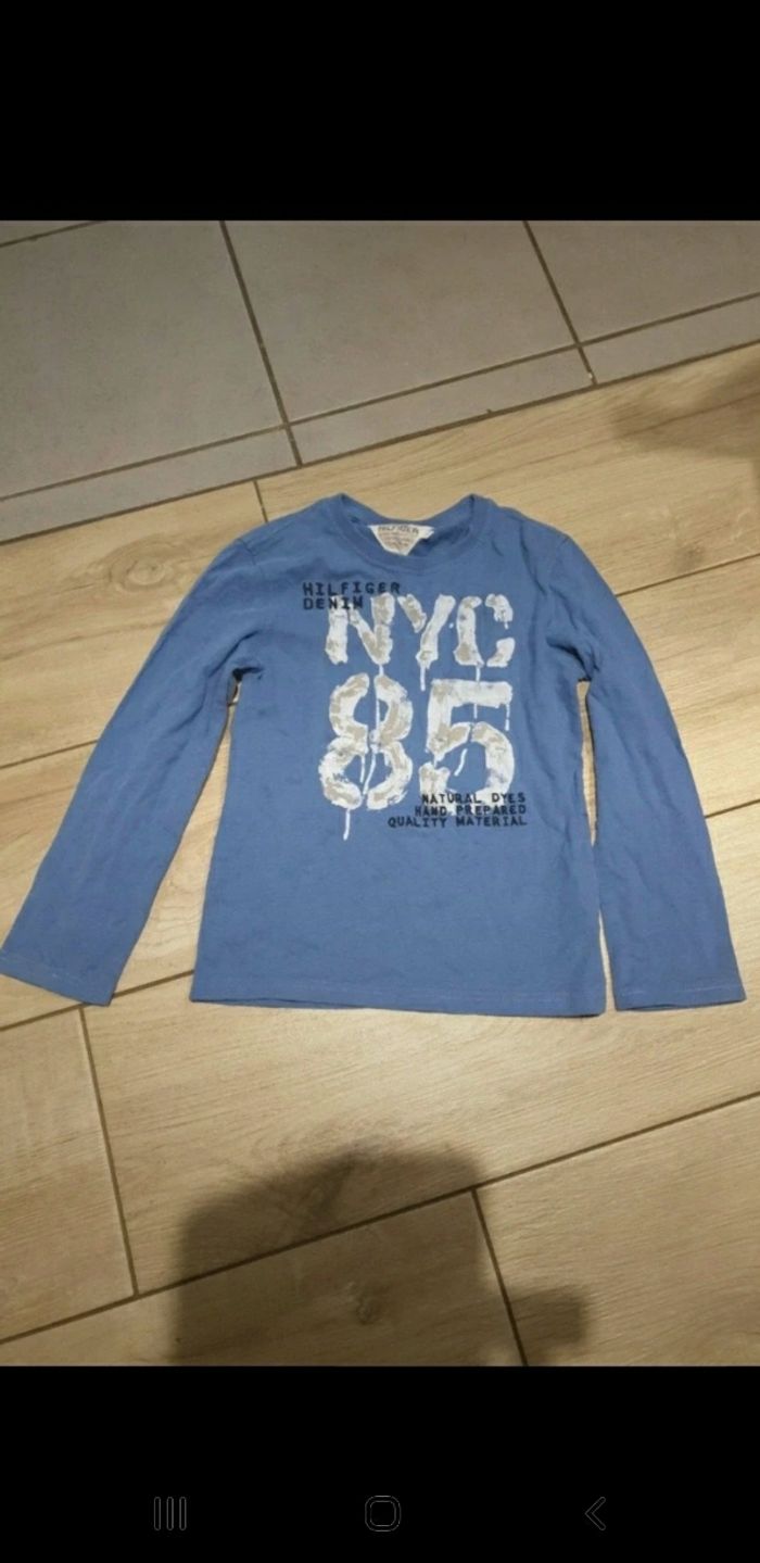 T-shirt garçon Tommy hilfiger 8 ans