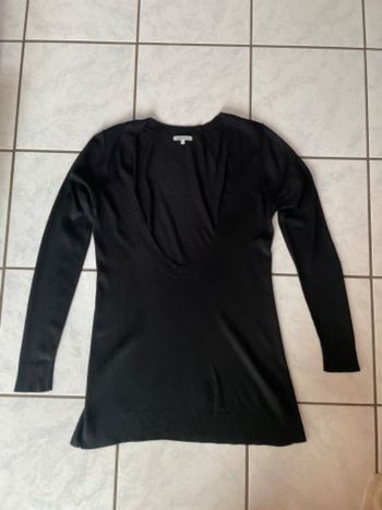 Pull tunique grand col V. T40. Marque :MDN