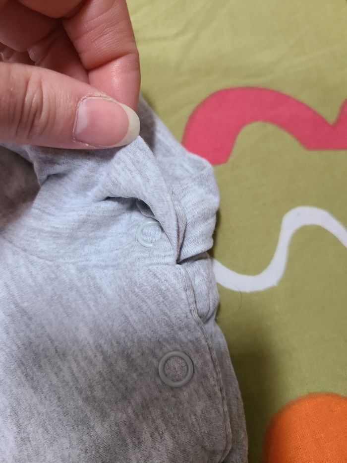 Sous-pull 6 mois - photo numéro 2