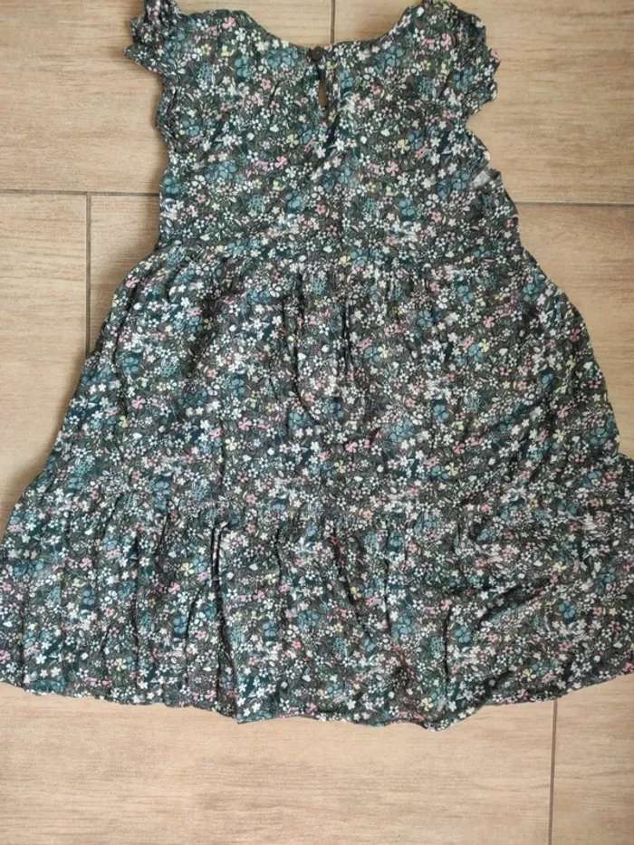 Robe fleurie légère - photo numéro 5
